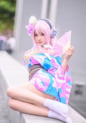 蜜桃盛开时